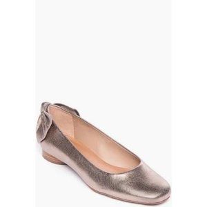 Bernardo Eloise Bow Flats metallic 9 EUC